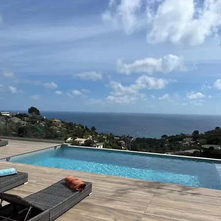 Des Issambres - Climatisee Avec Piscine * Saint-Peïre-sur-Mer