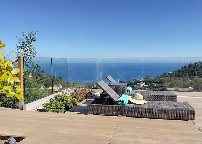 Des Issambres - Climatisee Avec Piscine Semesterbostad Saint-Peïre-sur-Mer