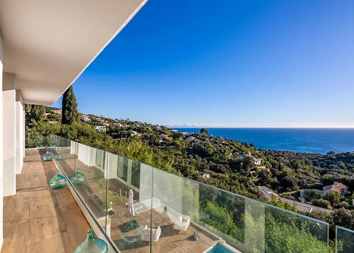 Des Issambres - Climatisee Avec Piscine Semesterbostad Saint-Peïre-sur-Mer